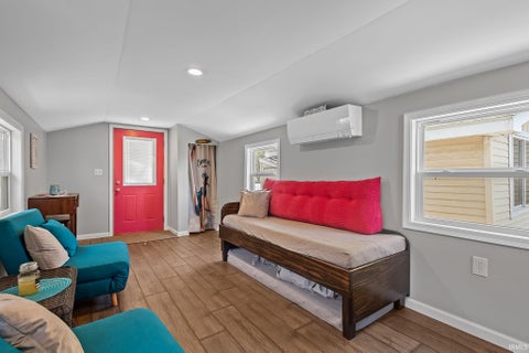 Tiny photo for 11751 W Pirates Roost Road, Monticello, IN 47960 (MLS # 202614608)