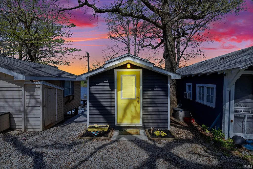 Photo of 11751 W Pirates Roost Road, Monticello, IN 47960 (MLS # 202614608)