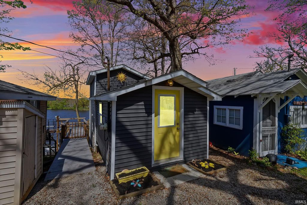 Photo of 11751 W Pirates Roost Road, Monticello, IN 47960 (MLS # 202614608)