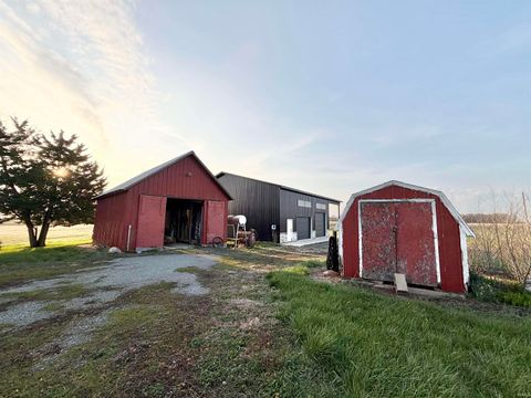 Tiny photo for 5777 N County Road 75 W, Logansport, IN 46947 (MLS # 202613289)