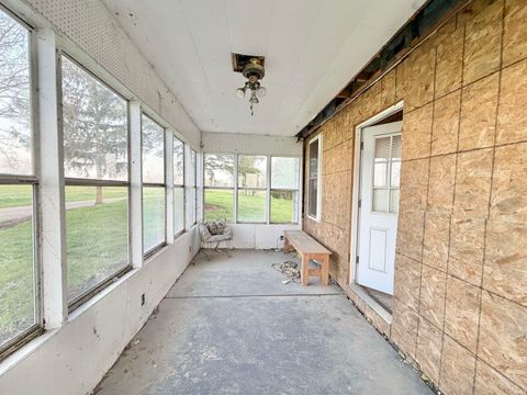 Tiny photo for 5777 N County Road 75 W, Logansport, IN 46947 (MLS # 202613289)