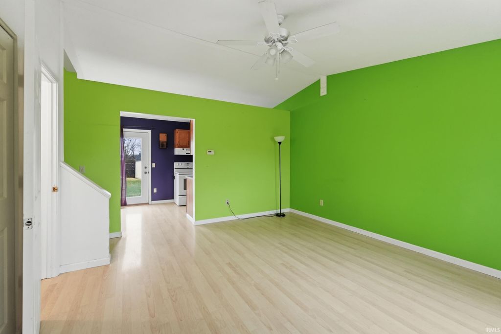 Photo of 6818 Hunters Glen Drive, Fort Wayne, IN 46835 (MLS # 202608196)