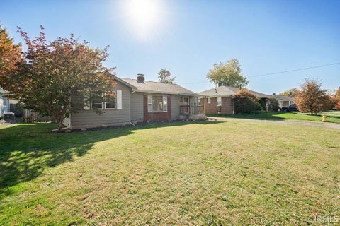 Tiny photo for 619 ALDRIDGE Drive, Kokomo, IN 46902 (MLS # 202644638)