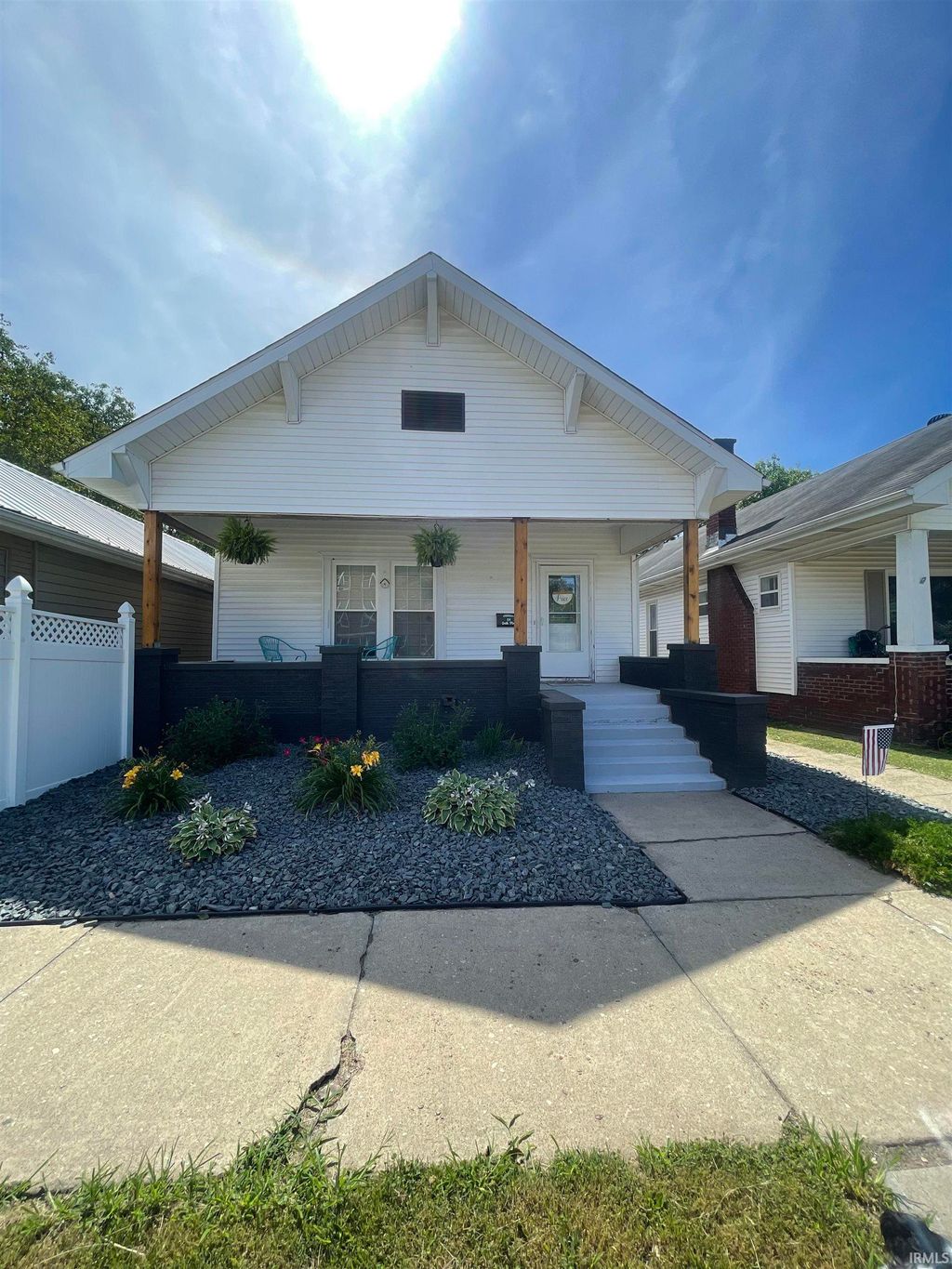 Photo of 114 S Main Street, Oakland City, IN 47660 (MLS # 202603194)