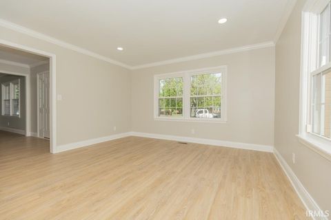 Tiny photo for 7527 Taylor Circle, Evansville, IN 47715 (MLS # 202614437)