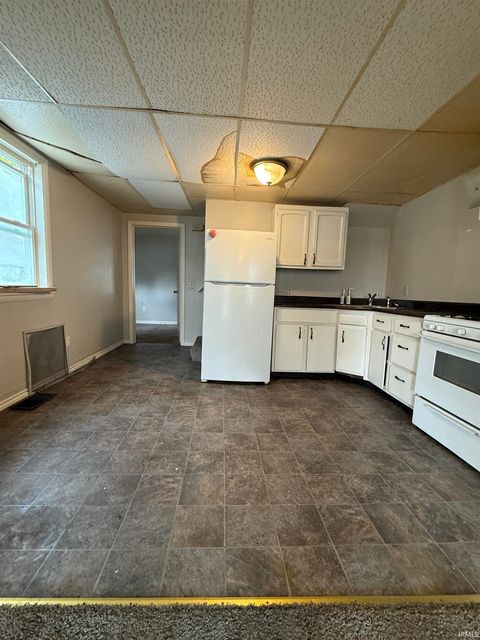 Tiny photo for 508-510 W Lordeman Street, Kokomo, IN 46901 (MLS # 202540987)