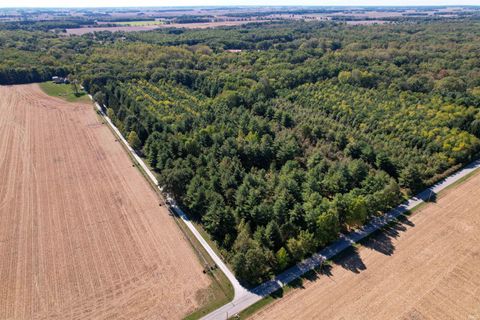 Tiny photo for 311 W 375N, Rochester, IN 46975 (MLS # 202610670)