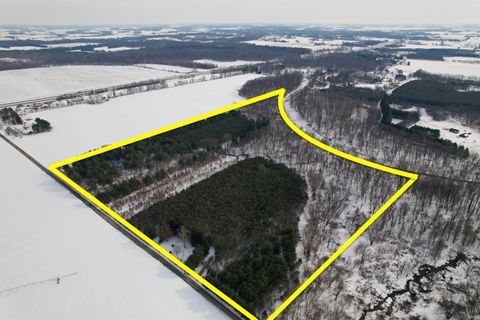 Tiny photo for 311 W 375N, Rochester, IN 46975 (MLS # 202610670)