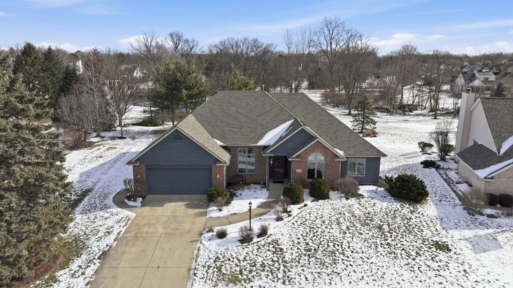 Photo of 8114 Sorrel Lane, Fort Wayne, IN 46825 (MLS # 202602560)