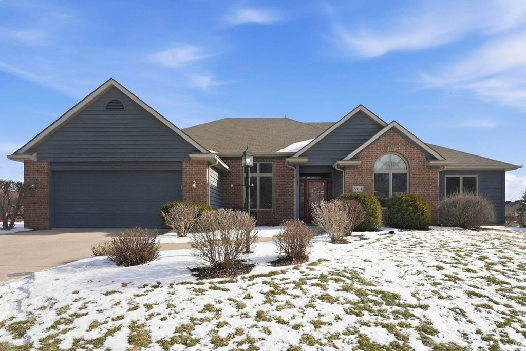 Photo of 8114 Sorrel Lane, Fort Wayne, IN 46825 (MLS # 202602560)