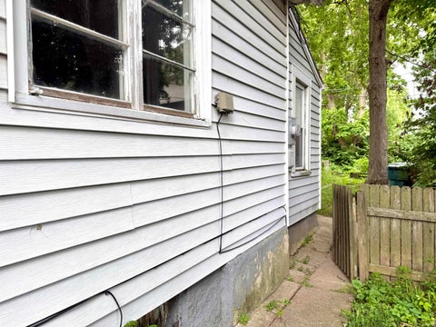 Tiny photo for 305 N 17Th Street, Richmond, IN 47374 (MLS # 202625514)