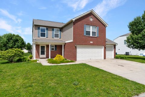 Tiny photo for 4578 Glastonbury Way, Lafayette, IN 47909 (MLS # 202618415)
