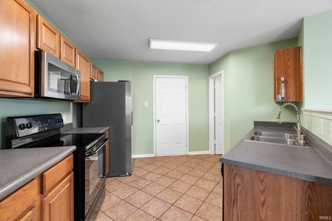 Tiny photo for 4578 Glastonbury Way, Lafayette, IN 47909 (MLS # 202618415)