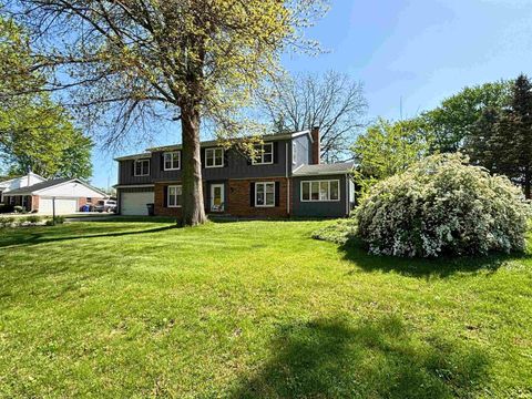 Tiny photo for 2208 Avalon Court, Kokomo, IN 46902 (MLS # 202614809)