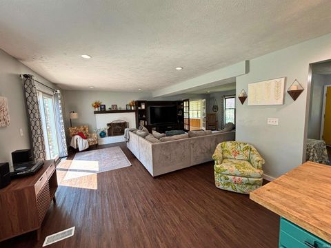 Tiny photo for 2208 Avalon Court, Kokomo, IN 46902 (MLS # 202614809)