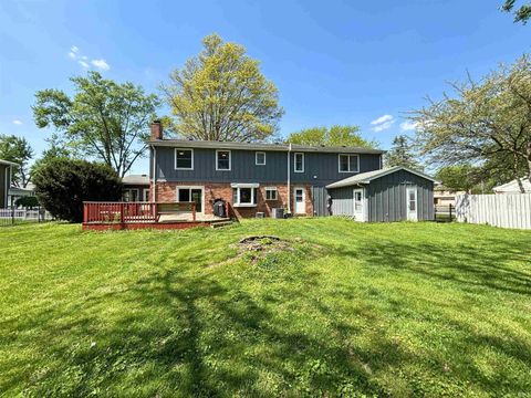 Tiny photo for 2208 Avalon Court, Kokomo, IN 46902 (MLS # 202614809)