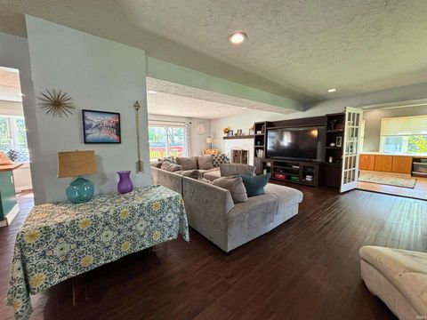 Tiny photo for 2208 Avalon Court, Kokomo, IN 46902 (MLS # 202614809)