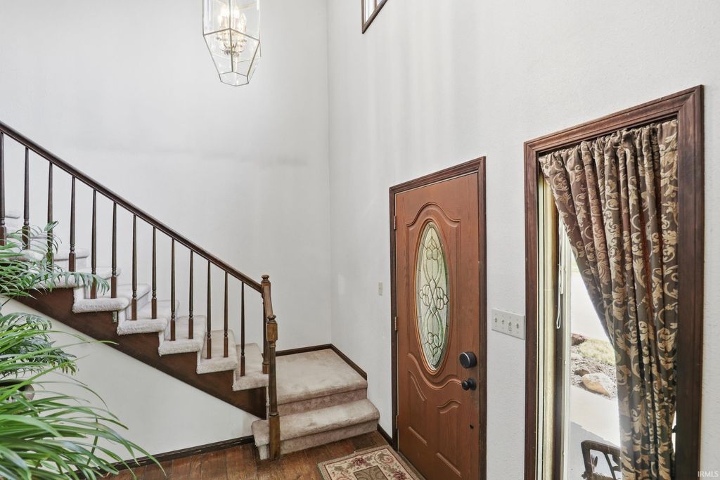 Photo of 2208 Hearthstone Drive, Fort Wayne, IN 46804 (MLS # 202617562)