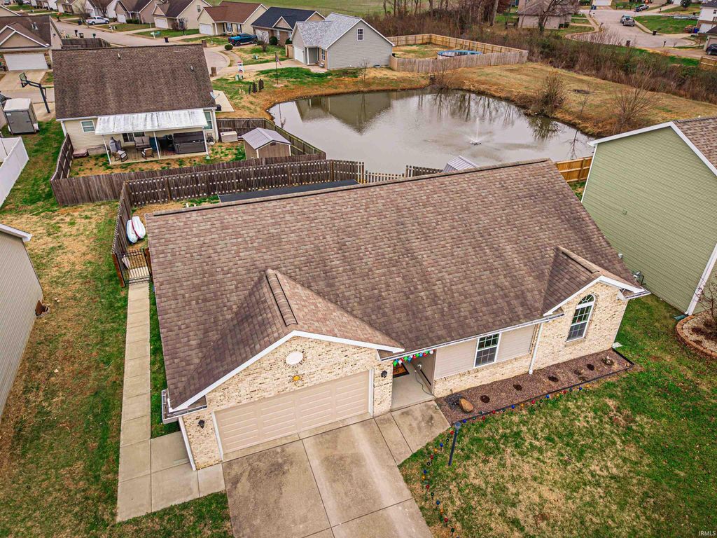 Photo of 1870 Sandal Way, Newburgh, IN 47630 (MLS # 202548740)