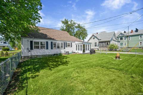 Tiny photo for 305 E 3Rd Street, Brookston, IN 47923 (MLS # 202618838)
