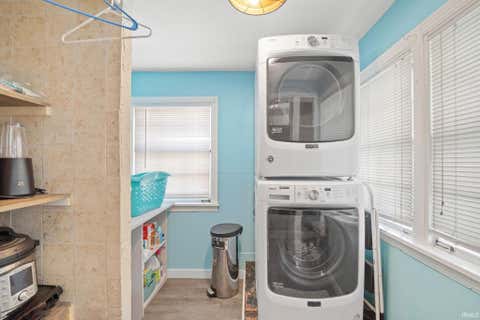 Tiny photo for 305 E 3Rd Street, Brookston, IN 47923 (MLS # 202618838)