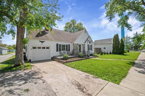 Tiny photo for 305 E 3Rd Street, Brookston, IN 47923 (MLS # 202618838)