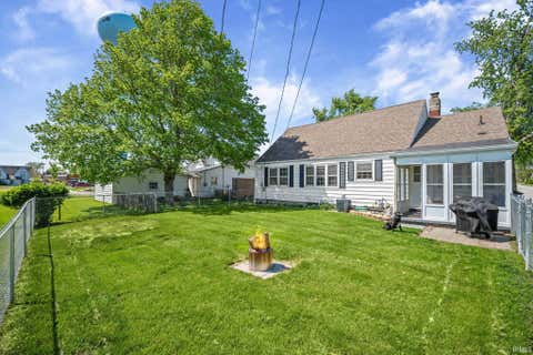 Tiny photo for 305 E 3Rd Street, Brookston, IN 47923 (MLS # 202618838)