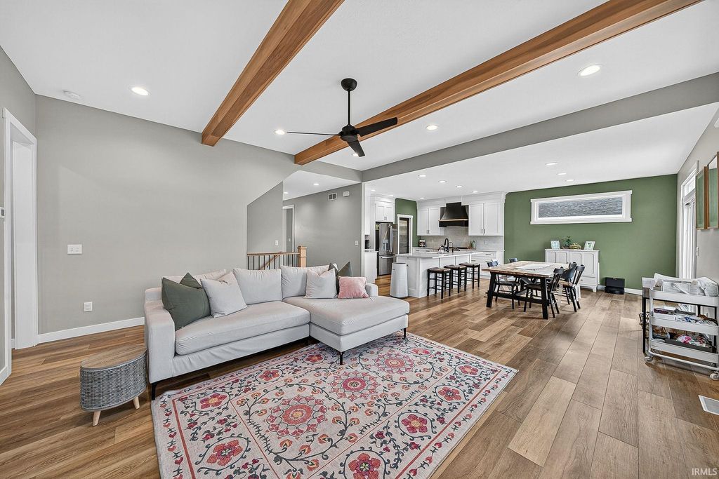 Photo of 11411 Albany Ridge Drive, Osceola, IN 46561 (MLS # 202541722)
