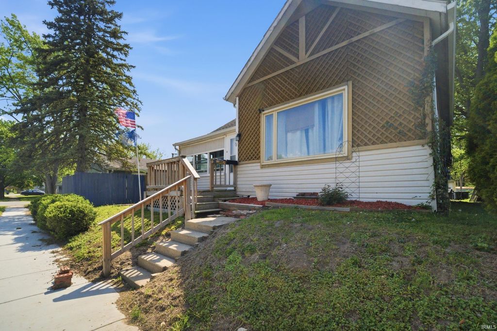 Photo of 1118 S 2nd Street, Lafayette, IN 47905 (MLS # 202615379)