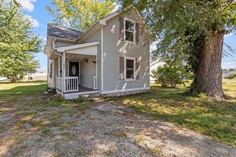 Tiny photo for 1622 S Market Street, Kokomo, IN 46902 (MLS # 202535984)