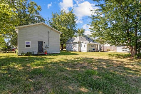 Tiny photo for 1622 S Market Street, Kokomo, IN 46902 (MLS # 202535984)