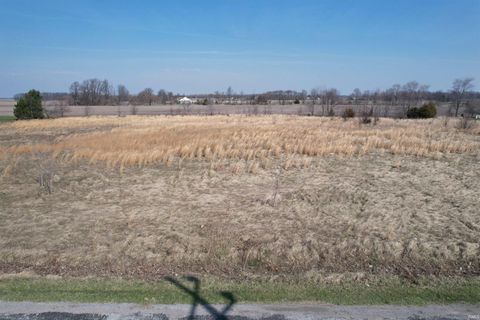 Photo of 2829 E 225 N #16, Monticello, IN 47960 (MLS # 202610207)
