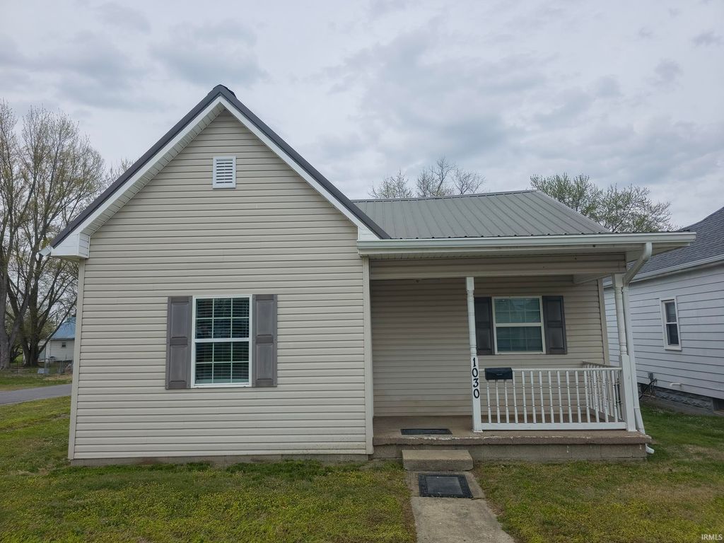 Photo of 1030 W 6th Street, Mount Carmel, IL 62863 (MLS # 202612659)