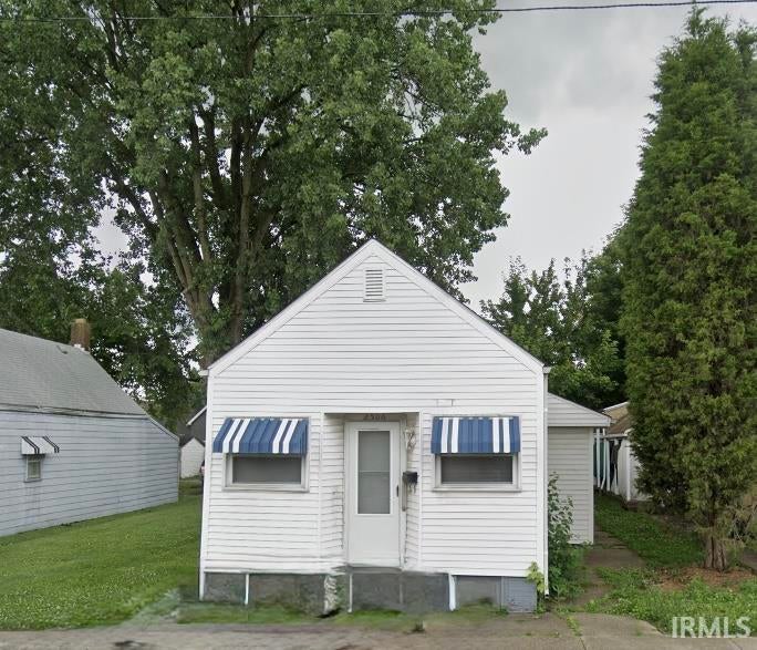 Photo of 2506 W Franklin Street, Evansville, IN 47712 (MLS # 202640729)