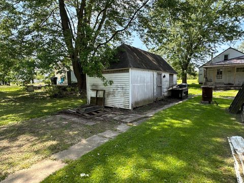Tiny photo for 812 S Pittenger Road, Selma, IN 47383 (MLS # 202618125)