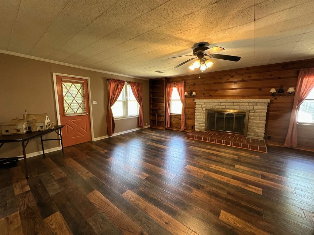 Photo of 812 S Pittenger Road, Selma, IN 47383 (MLS # 202618125)