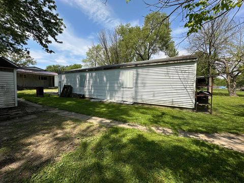 Tiny photo for 812 S Pittenger Road, Selma, IN 47383 (MLS # 202618125)