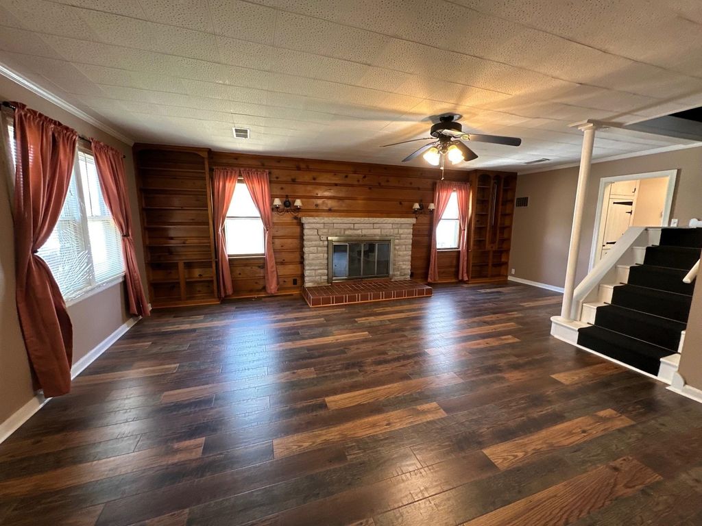 Photo of 812 S Pittenger Road, Selma, IN 47383 (MLS # 202618125)