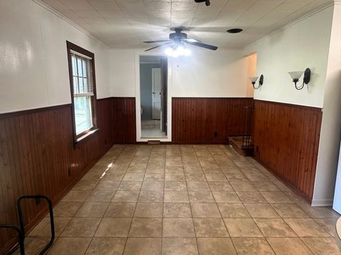 Tiny photo for 812 S Pittenger Road, Selma, IN 47383 (MLS # 202618125)