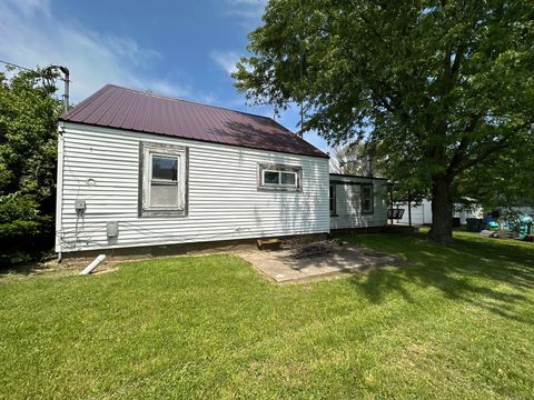 Tiny photo for 812 S Pittenger Road, Selma, IN 47383 (MLS # 202618125)