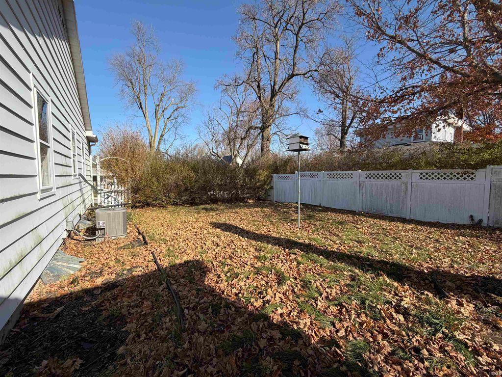 Photo of 416 E Jackson Street, Columbia City, IN 46725 (MLS # 202546240)