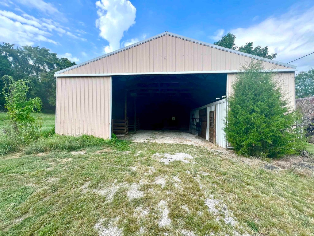 Photo of 9062 W Sinclair Road, Birdseye, IN 47513 (MLS # 202637333)