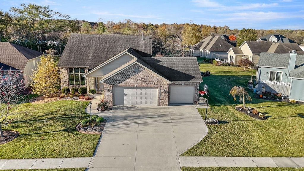 Photo of 9318 Bobcat Trail, Leo, IN 46765 (MLS # 202544361)