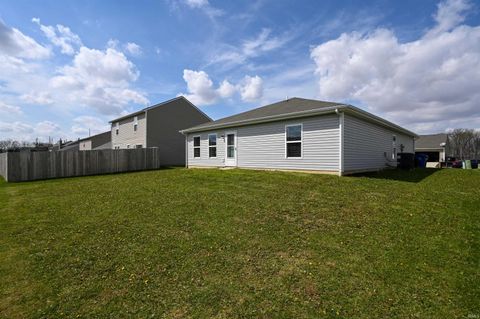 Tiny photo for 401 ARIEL Drive, Kokomo, IN 46901 (MLS # 202613410)