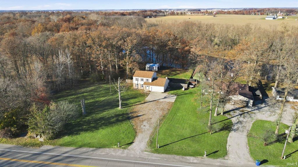 Photo of 20201 Old 24 Road, Woodburn, IN 46797 (MLS # 202546486)