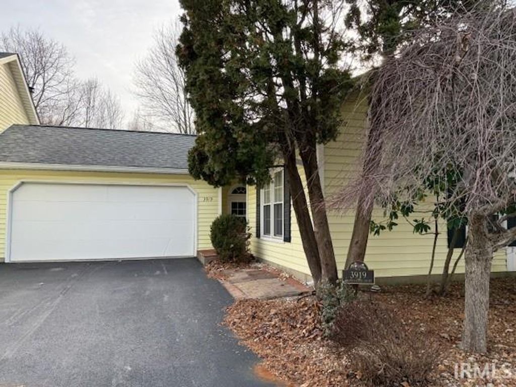 Photo of 3919 S Laurel Court, Bloomington, IN 47401 (MLS # 202600713)