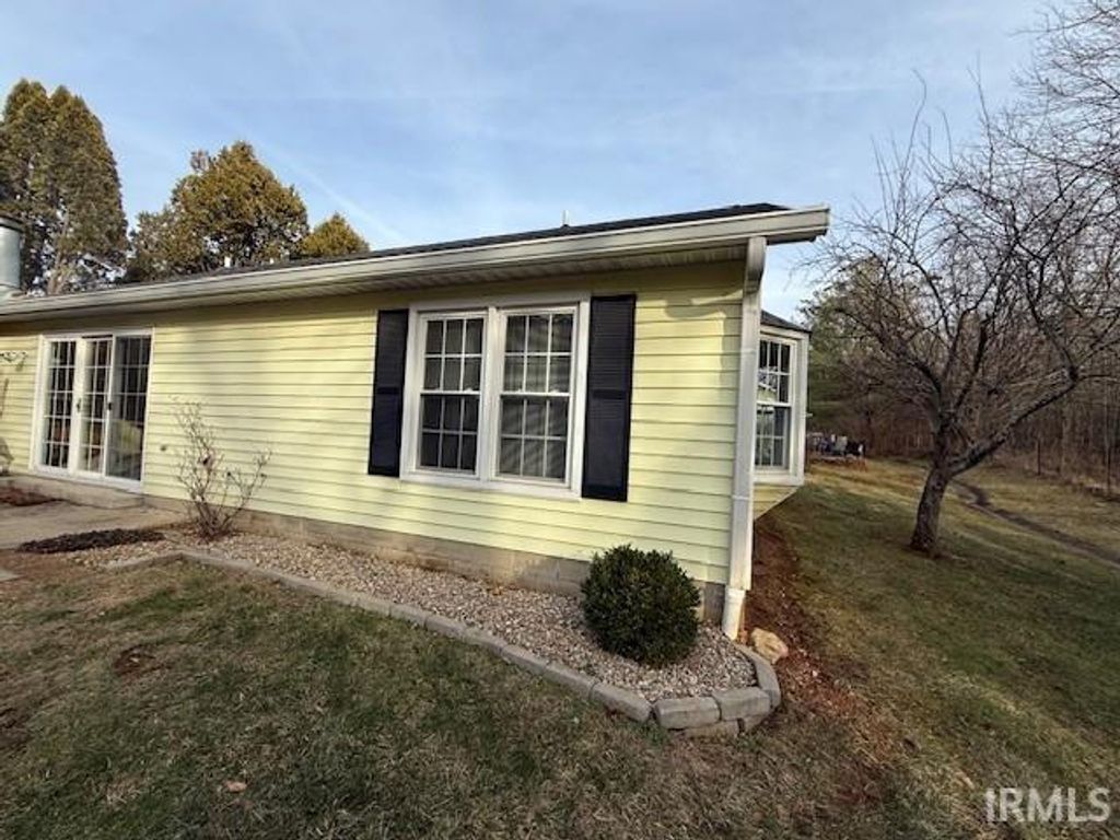 Photo of 3919 S Laurel Court, Bloomington, IN 47401 (MLS # 202600713)