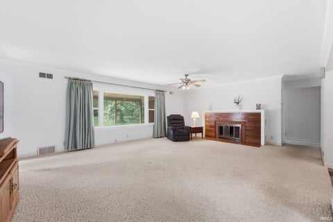 Tiny photo for 3717 Spruce Drive, Fort Wayne, IN 46809 (MLS # 202632996)