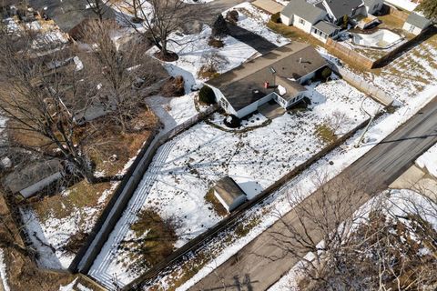 Tiny photo for 815 Preston Street, Lafayette, IN 47905 (MLS # 202604405)