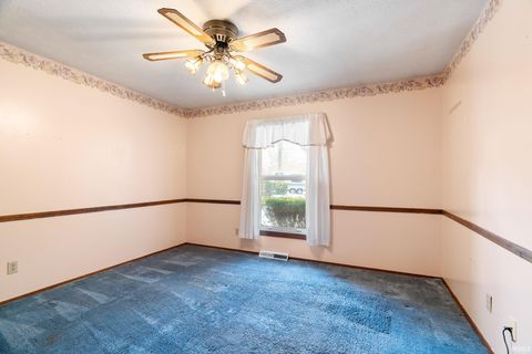 Tiny photo for 815 Preston Street, Lafayette, IN 47905 (MLS # 202604405)